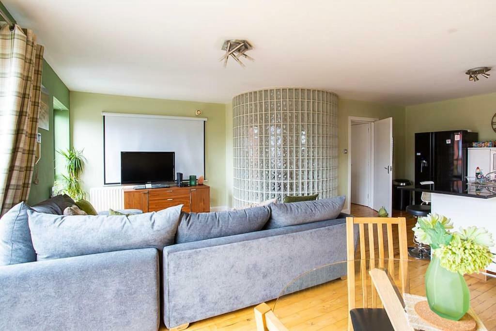 Spacious Belfast City Centre Duplex Apartment Eksteriør bilde
