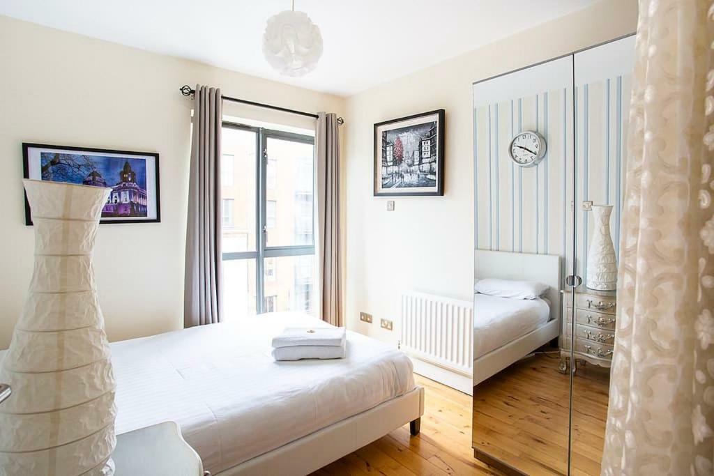Spacious Belfast City Centre Duplex Apartment Eksteriør bilde