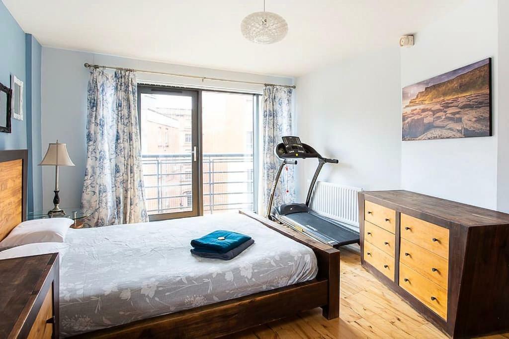 Spacious Belfast City Centre Duplex Apartment Eksteriør bilde